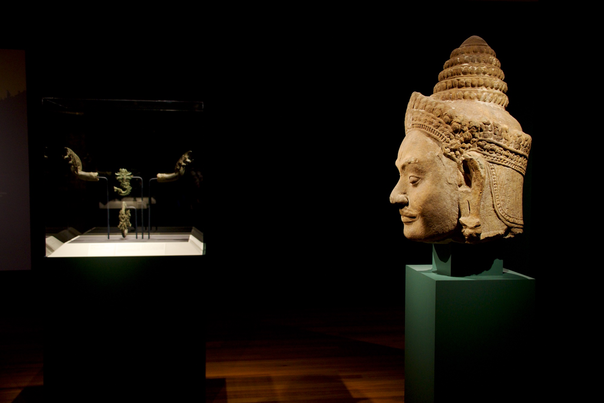 Cleveland Art Museum Cambodian Khmer Exhibit Display